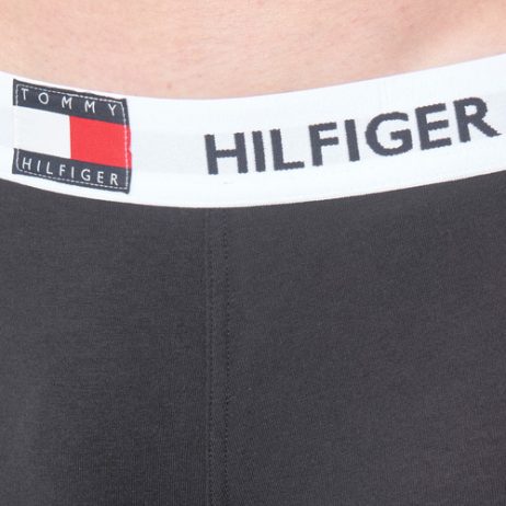 Boxer-uomo-Tommy-Hilfiger-UM0UM01810-BEH-NOOS-Nero-Tommy-Hilfiger-8719861474388-4