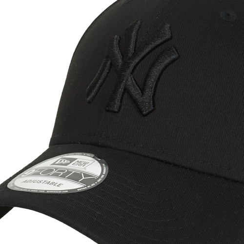 Cappellino-LEAGUE-ESSENTIAL-9FORTY-NEW-YORK-YANKEES-Nero-2