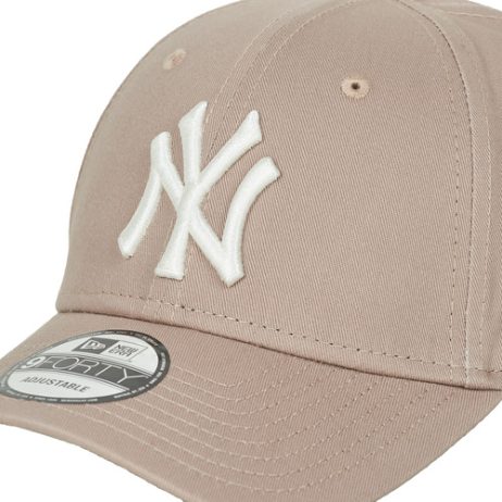 Cappellino-uomo-New-Era-LEAGUE-ESSENTIAL-9FORTY-NEW-YORK-YANKEES-Beige-New-Era-197373920544-2