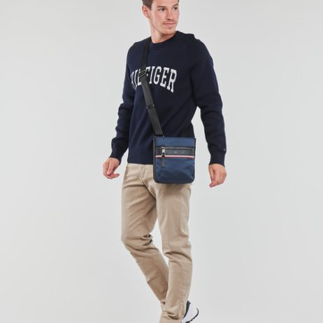 Felpa-uomo-Tommy-Hilfiger-VARSITY-GRAPHIC-CREW-NECK-Marine-Tommy-Hilfiger-8720117601021-2