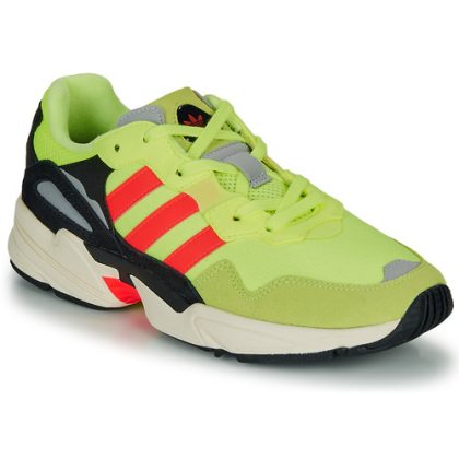 Sneakers uomo adidas  YUNG-96  Giallo adidas 4061616331380