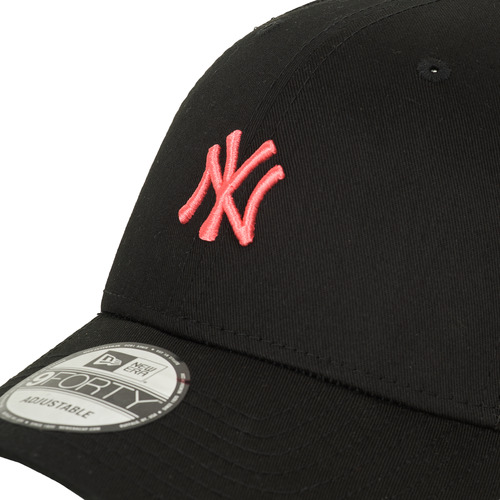 Cappellino-HOME-FIELD-9FORTY-TRUCKER-NEW-YORK-YANKEES-BLKLVR-Nero-2