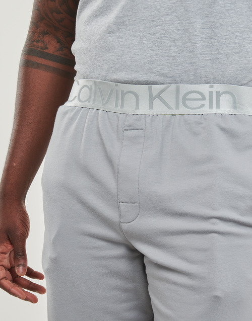 Pantaloni-corti-uomo-Calvin-Klein-Jeans-SLEEP-SHORT-Grigio-Calvin-Klein-Jeans-8720109688344-4