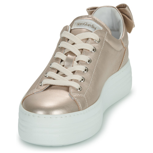 Sneakers-basse-E409965D-Oro-2