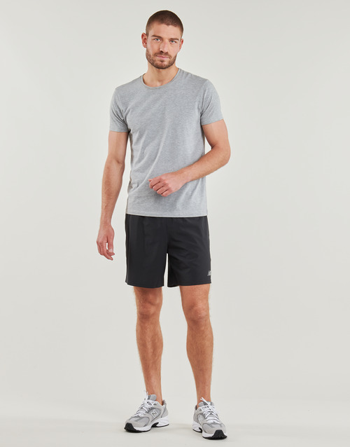 Pantaloni-corti-uomo-New-Balance-CORE-RUN-2-in-1-Inch-SHORT-Nero-New-Balance-194768603112-1