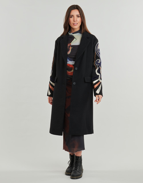 Mantella-COAT-CRACOVIA-Nero-1